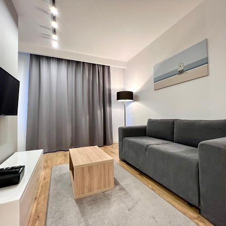 K22 Large Apart Slawinska 509 Varsó Kültér fotó