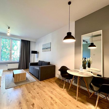 K22 Large Apart Slawinska 509 Varsó Kültér fotó