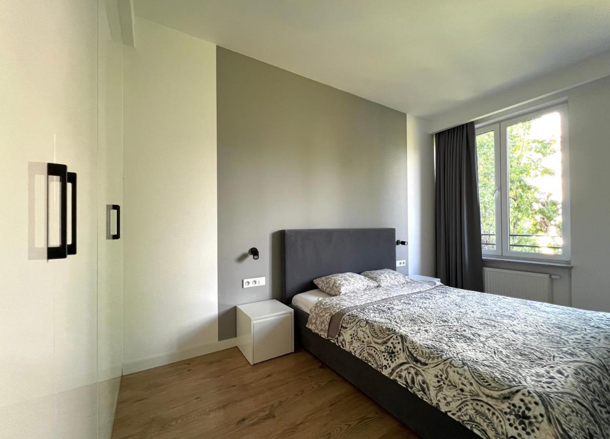 K22 Large Apart Slawinska 509 Varsó Kültér fotó